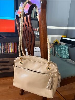 Bottega Veneta Beige Braided-Handle Shoulder Bag with Tassel